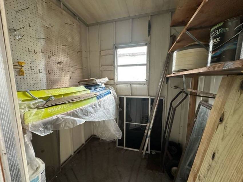 37 Hideaway Lane a Winter Haven, FL Mobile or Manufactured Home for Sale